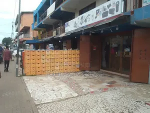 Circle Shop For Rent