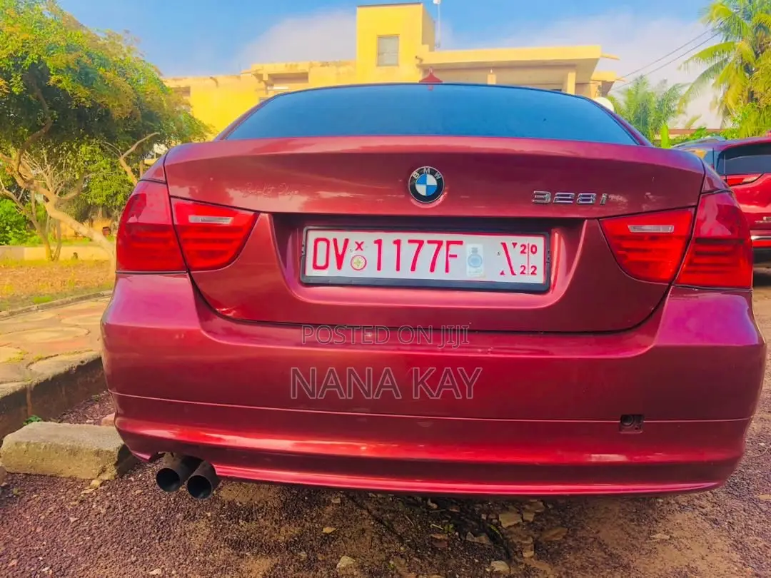 BMW 328i 2011
