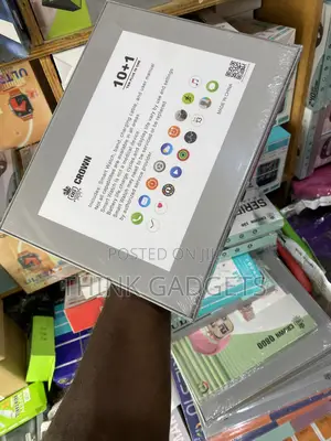 Crown S600 Smart Watch