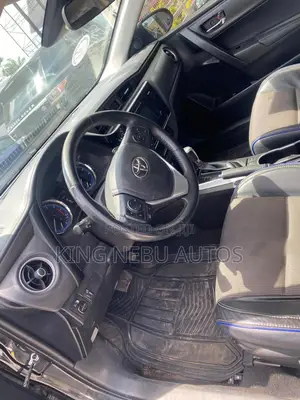 Toyota Corolla SE (1.8L 4cyl 2A) 2018 Black
