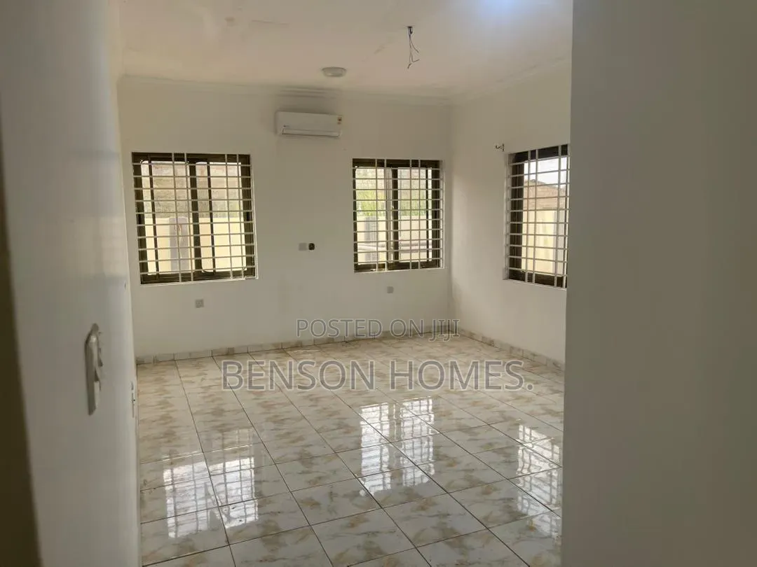 2bdrm House in Pokuase for rent