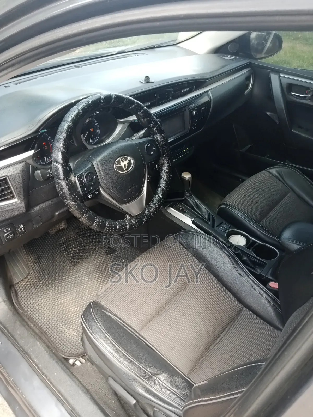 Toyota Corolla 2016 Gray