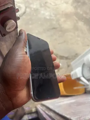 Apple iPhone XR 128 GB White