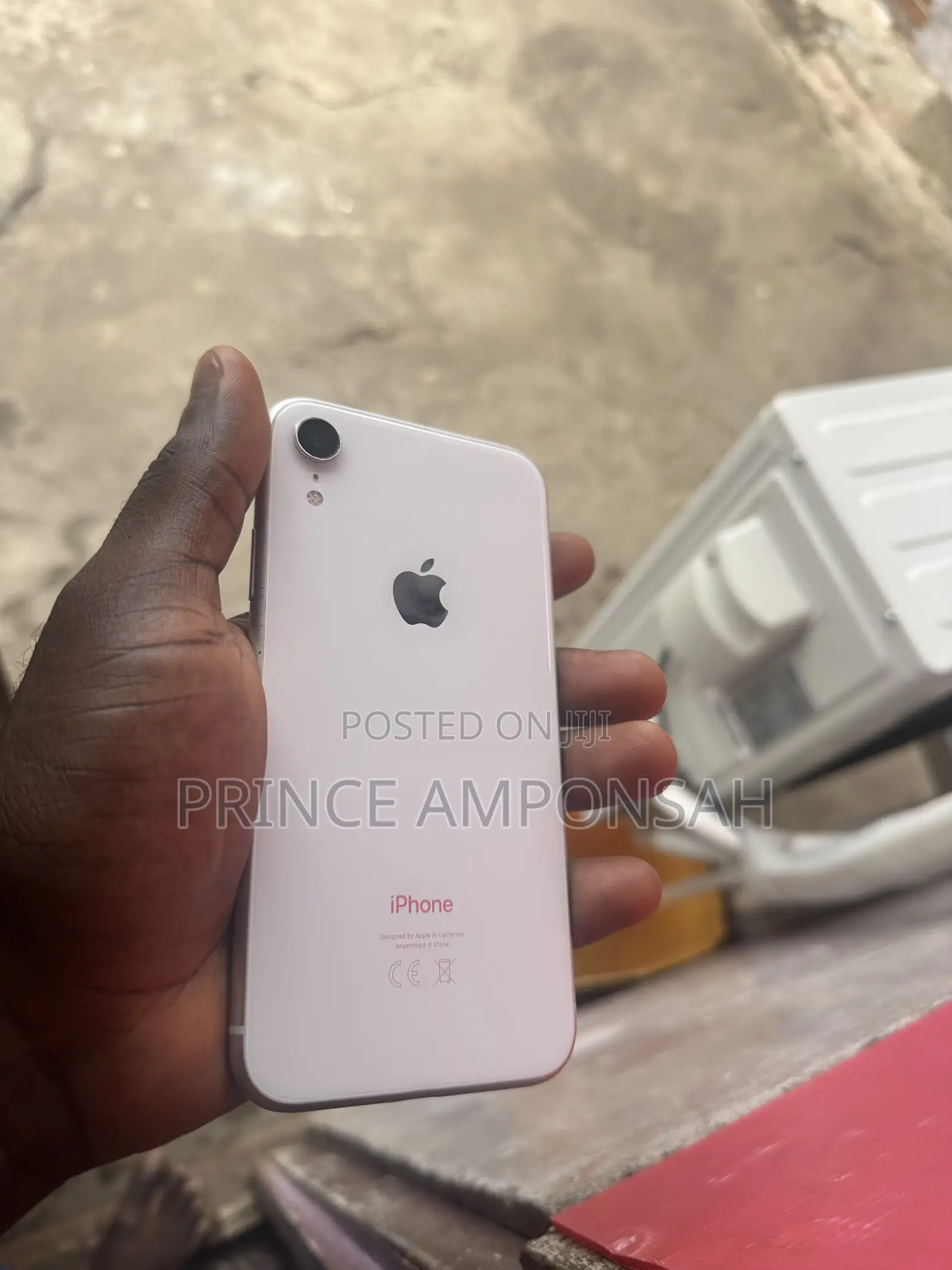 Apple iPhone XR 128 GB White