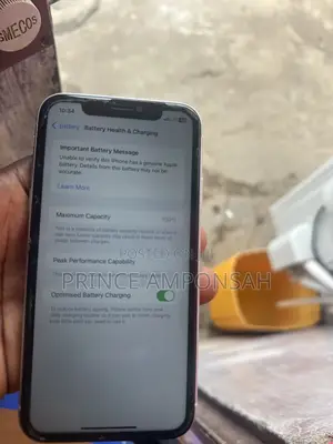 Apple iPhone XR 128 GB White