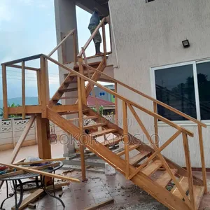 Mater Pergola Man Is Available for or Pergola Design and Sprayer Work