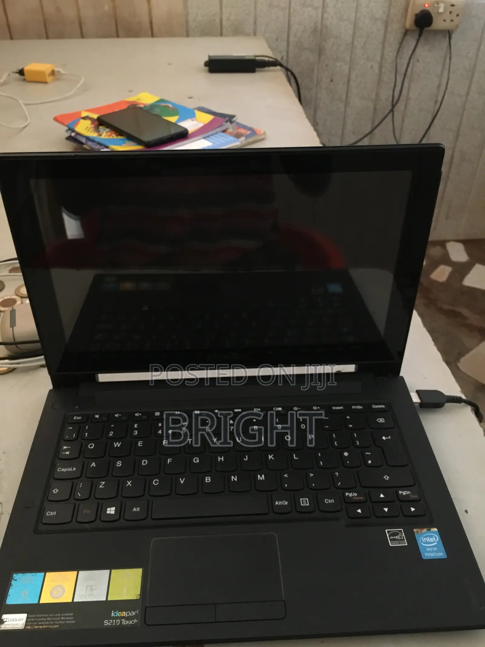 Laptop Lenovo S215 8GB Intel Celeron HDD 500GB