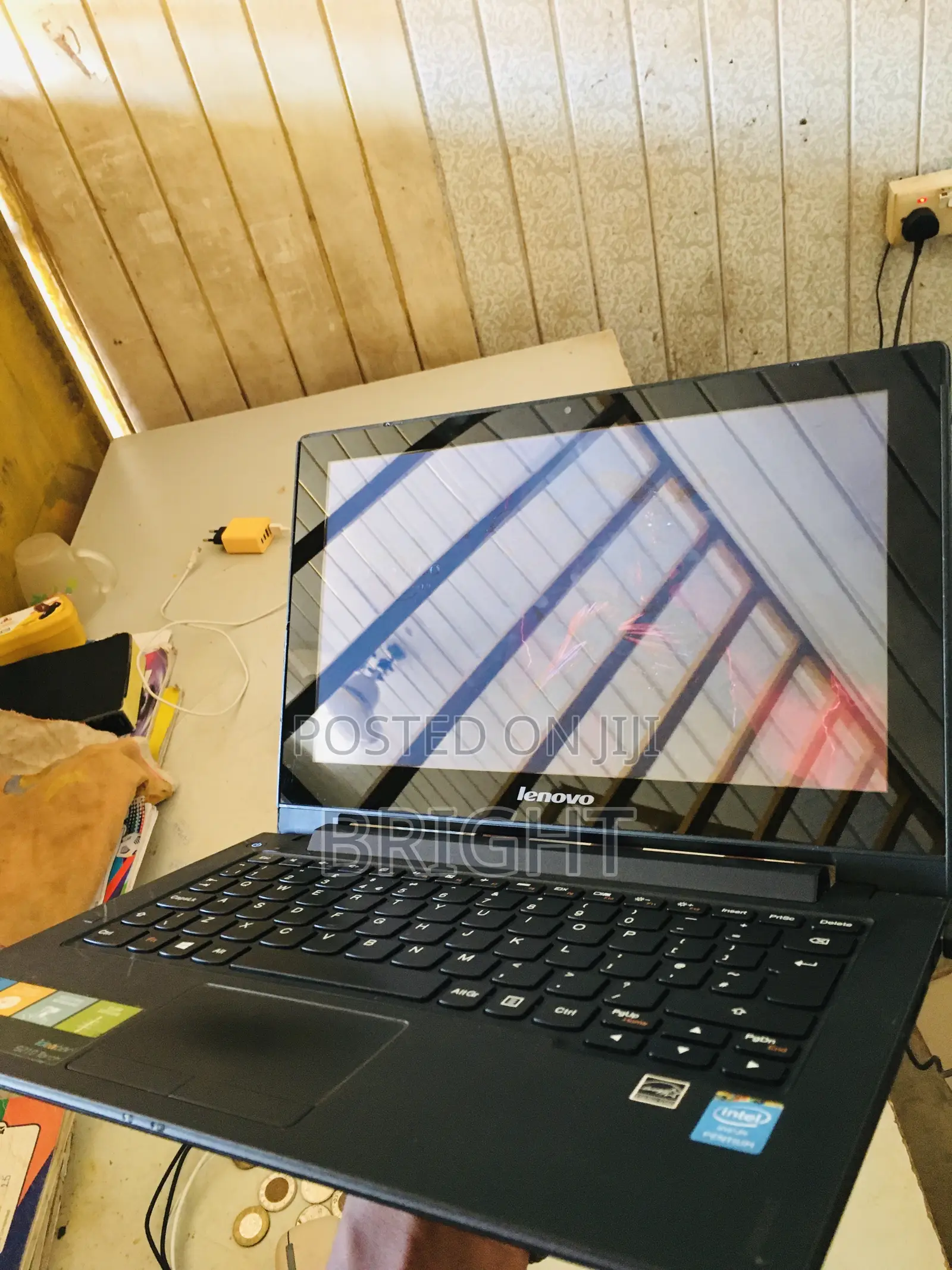 Laptop Lenovo S215 8GB Intel Celeron HDD 500GB