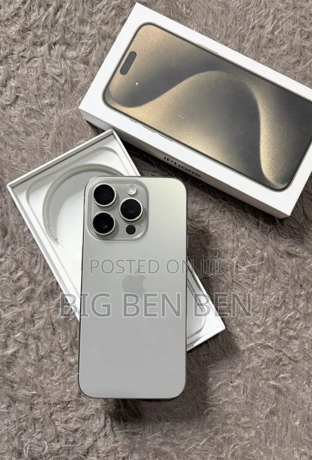 Apple iPhone 15 Pro Max 256 GB Silver