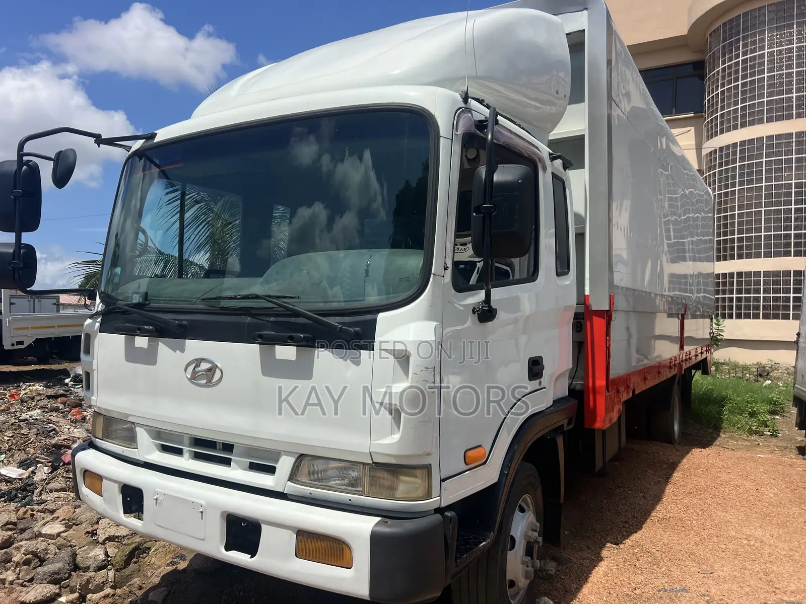 Hyundai Gold 5 Ton Container