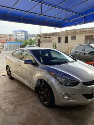 Hyundai Elantra 2014 Silver