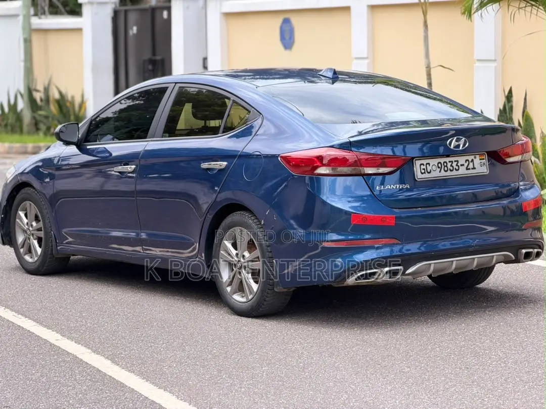 Hyundai Elantra 2017 Blue