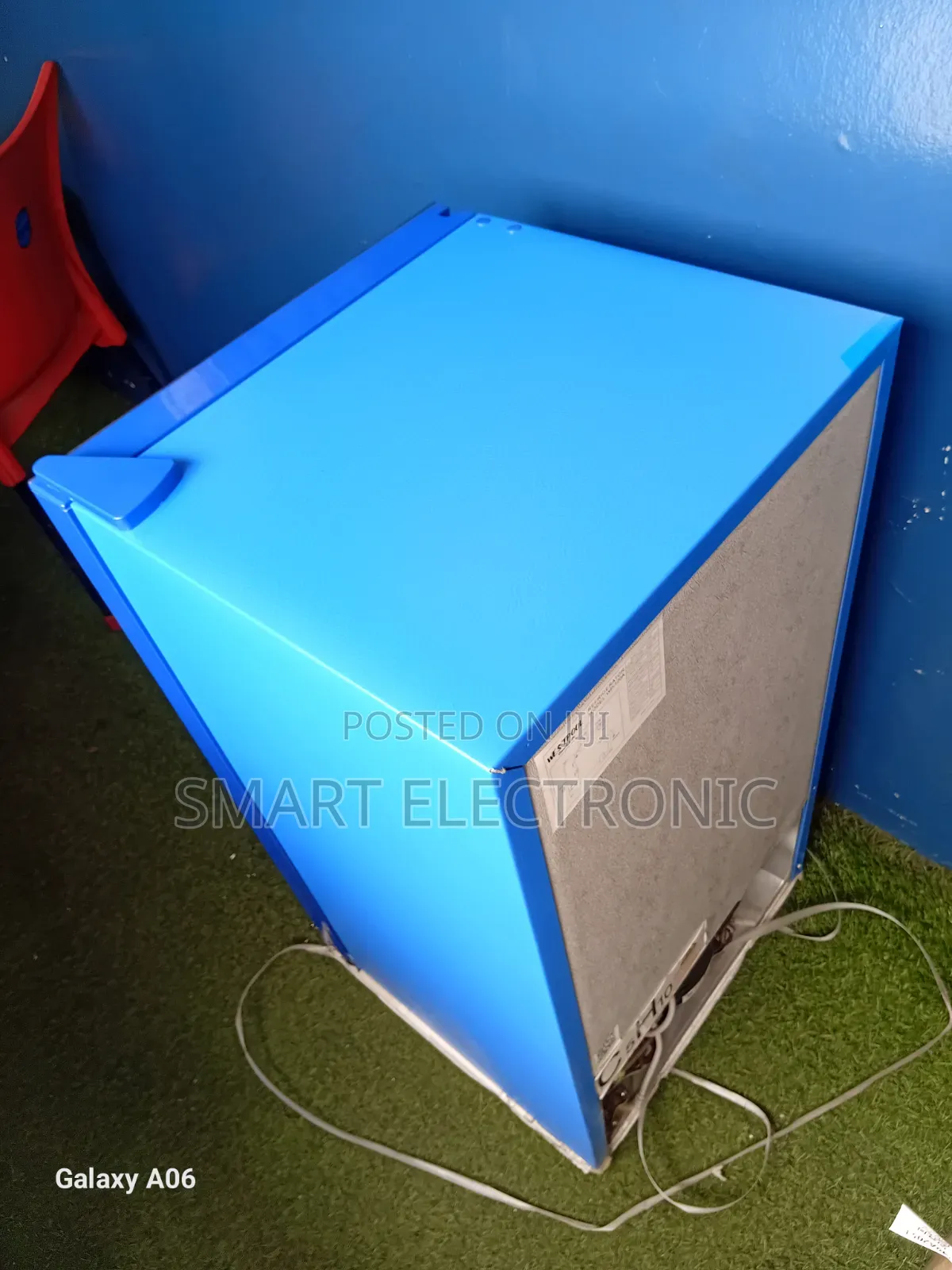 Westpool 80l Compact Refrigerator – Small Size, Big Performance