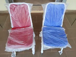 Auditurioum Chairs/Floor Tiles