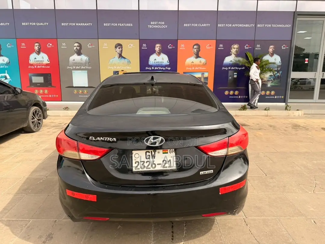 Hyundai Elantra 2013 Black