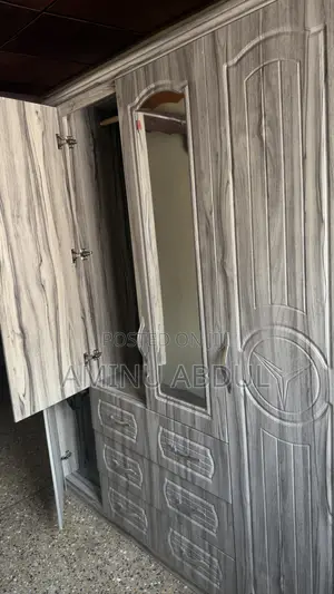 Wadrobe(4 Doors)
