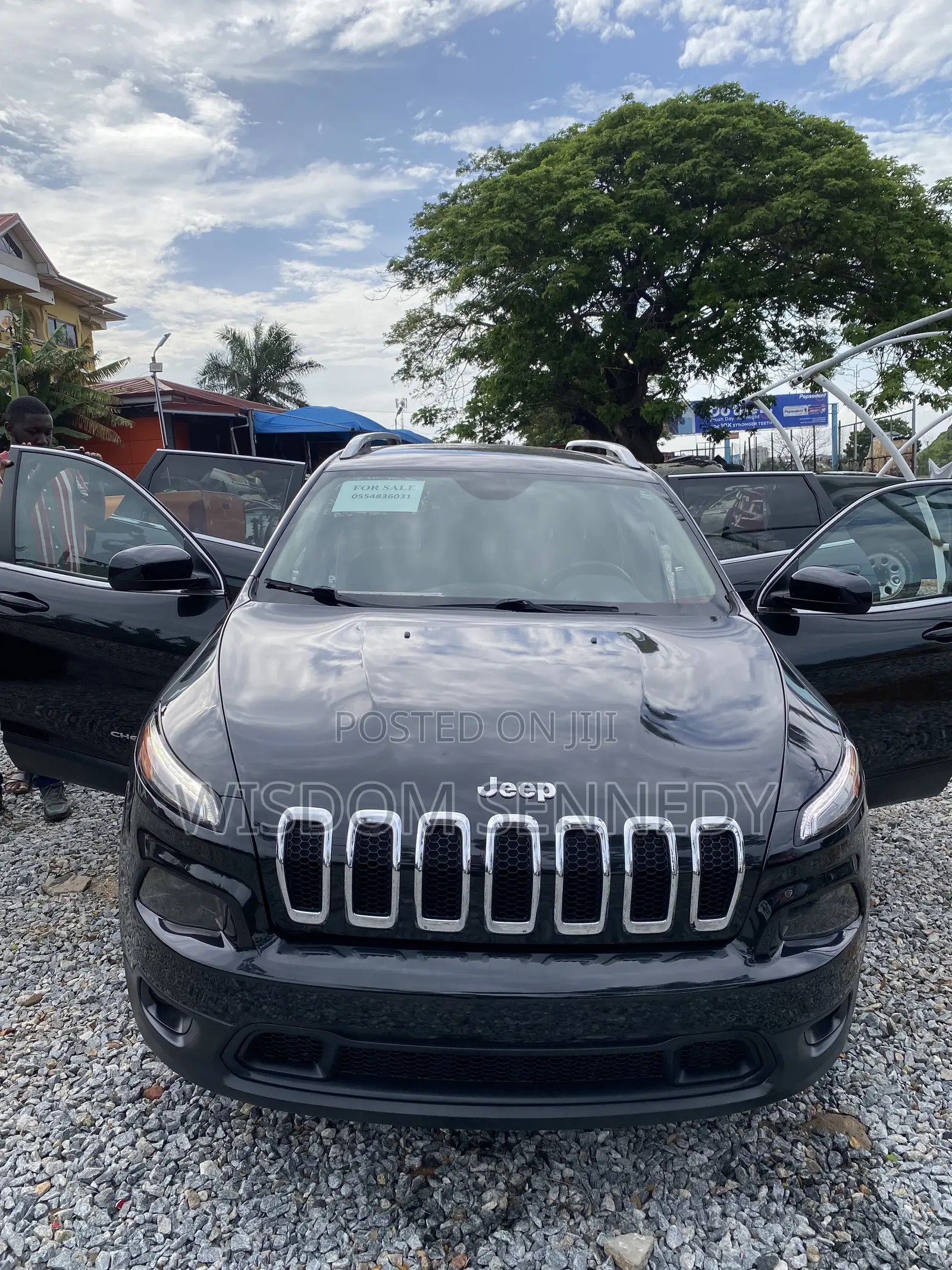 Jeep Cherokee Latitude Plus 4x4 2018 Black