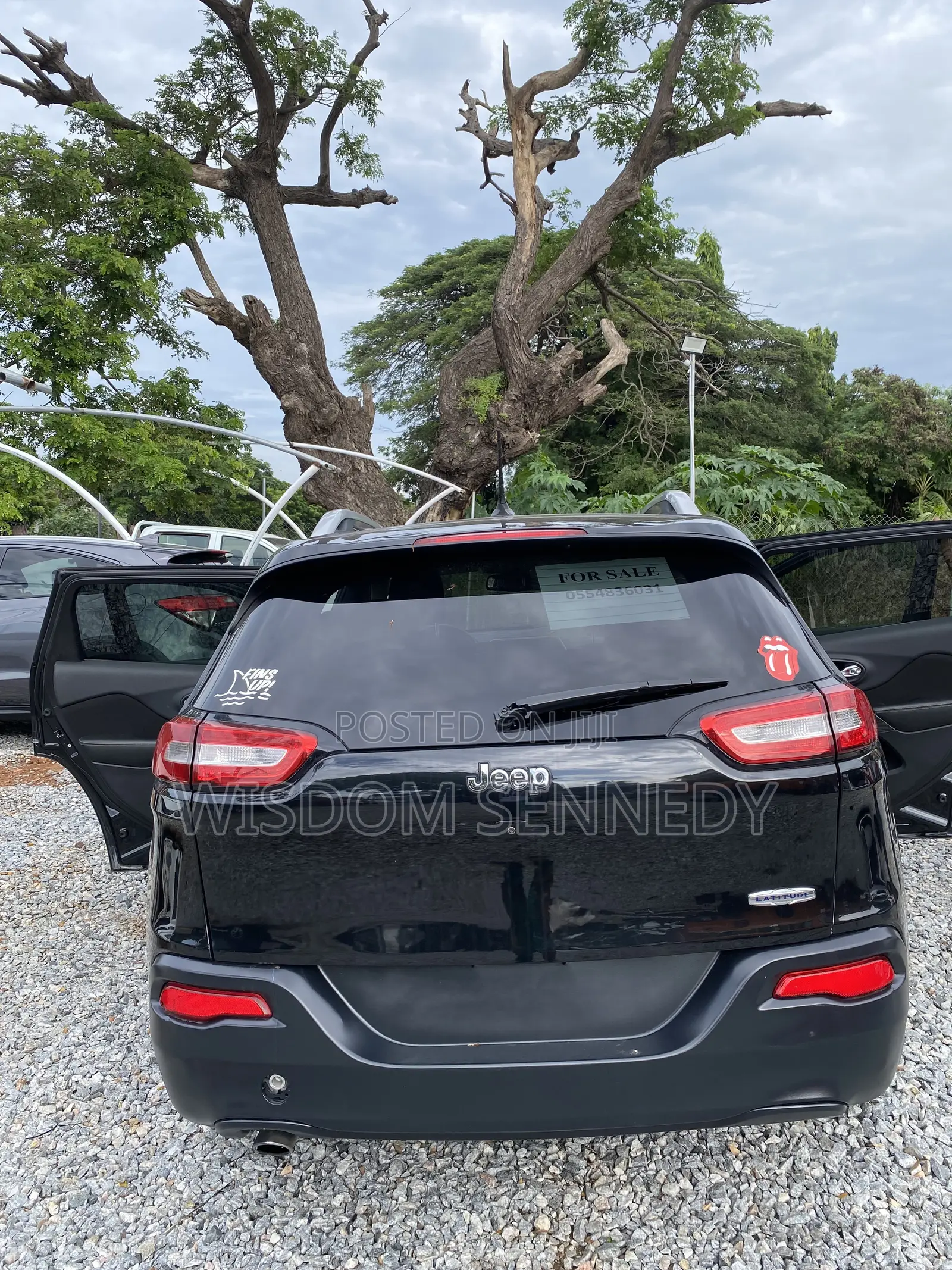Jeep Cherokee Latitude Plus 4x4 2018 Black