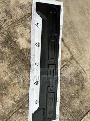 Ford F-150 Raptor 2016-2020 Tailgate Trim Panel