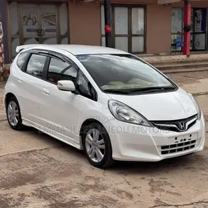 Honda Fit Sport Automatic 2012 White