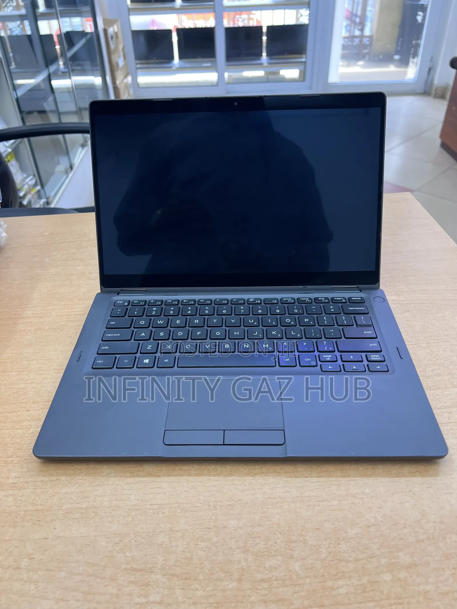 Laptop Dell Latitude 5300 8GB Intel Core i5 SSHD (Hybrid) 256GB