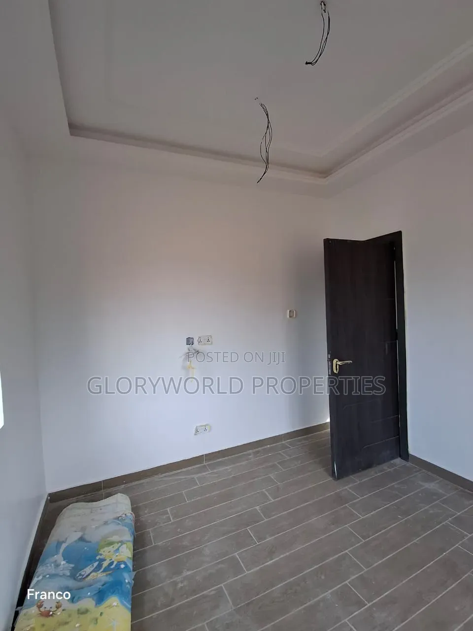 3bdrm Apartment in Baatsona Total for rent