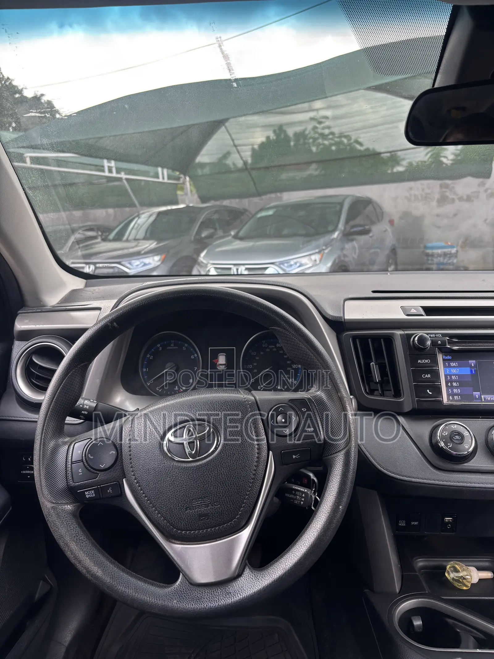 Toyota RAV4 LE AWD 2019 Gray