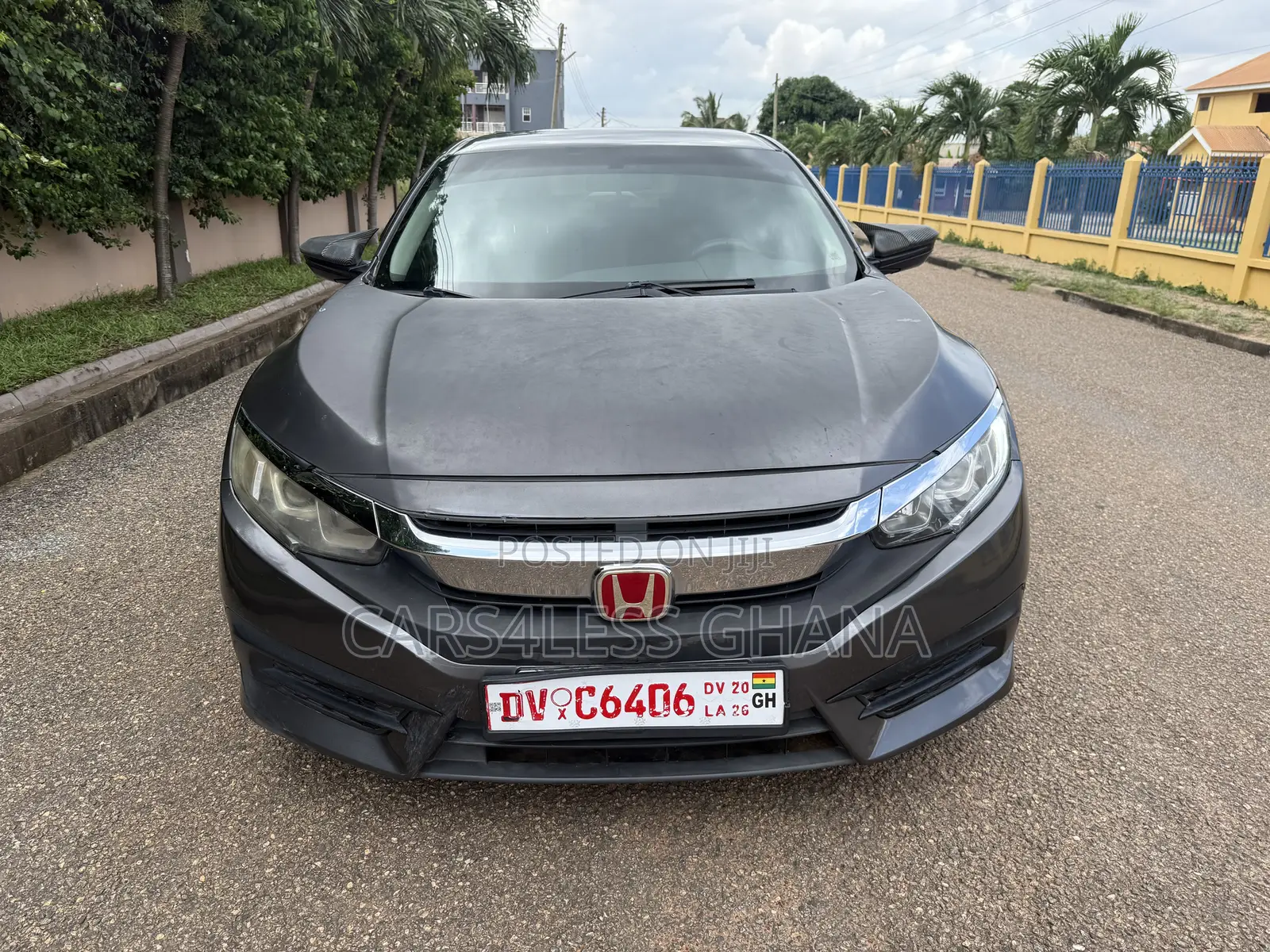 Honda Civic LX 4dr Sedan (2.0L 4cyl) 2017 Gray