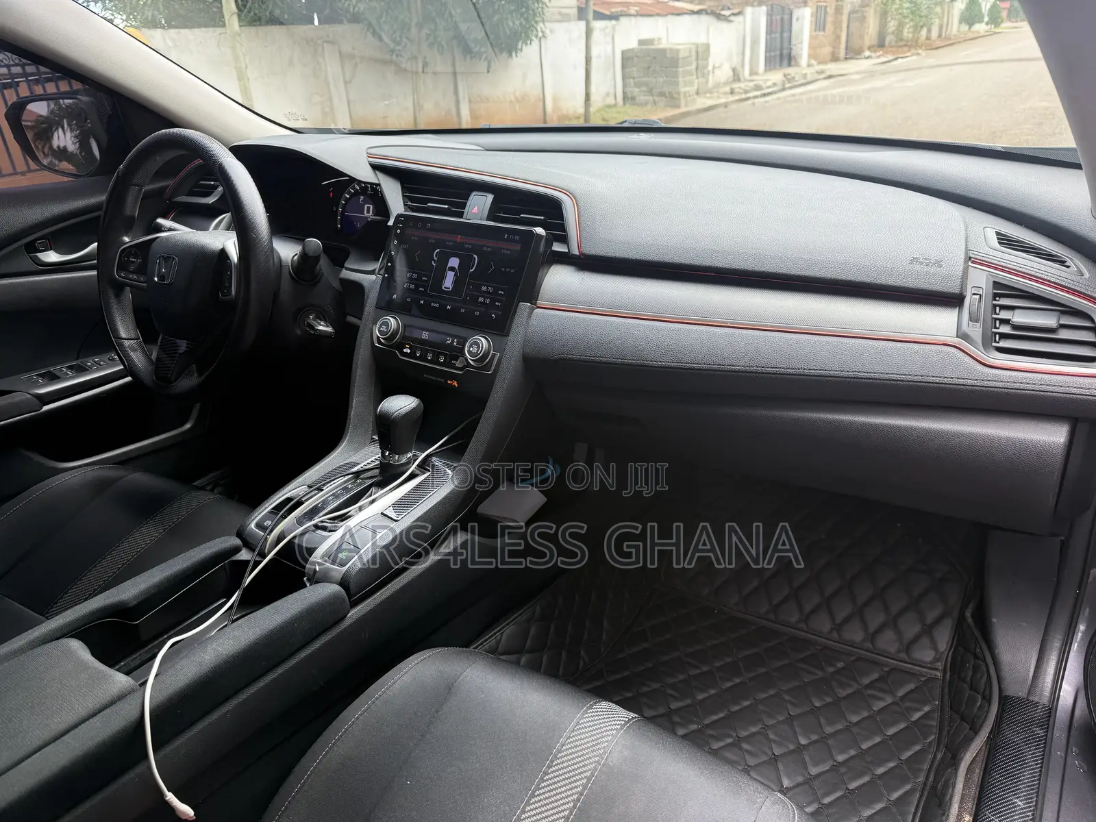 Honda Civic LX 4dr Sedan (2.0L 4cyl) 2017 Gray