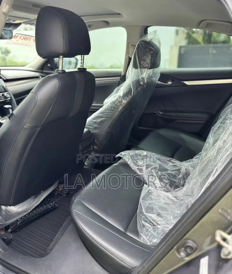 Honda Civic 2020 Gray