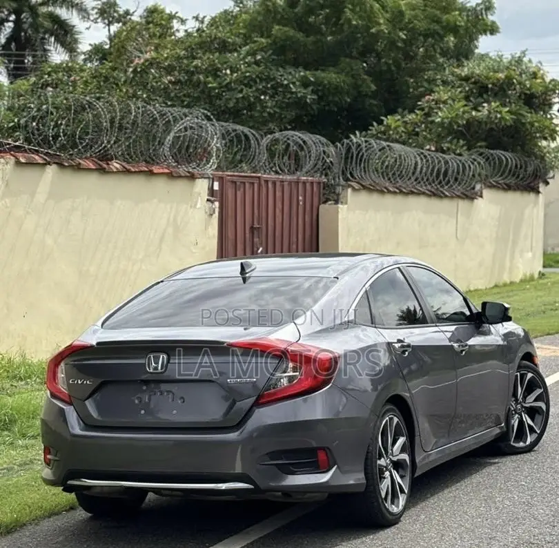 Honda Civic 2020 Gray