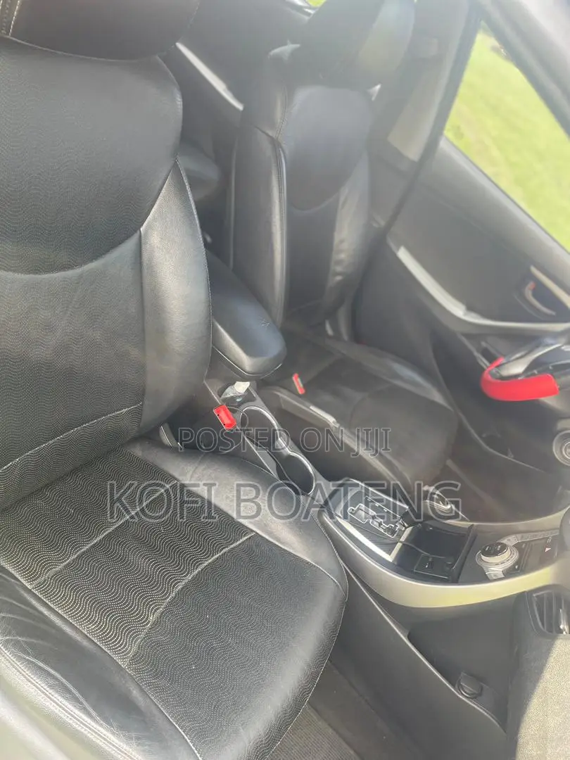 Hyundai Avante 2013 Black