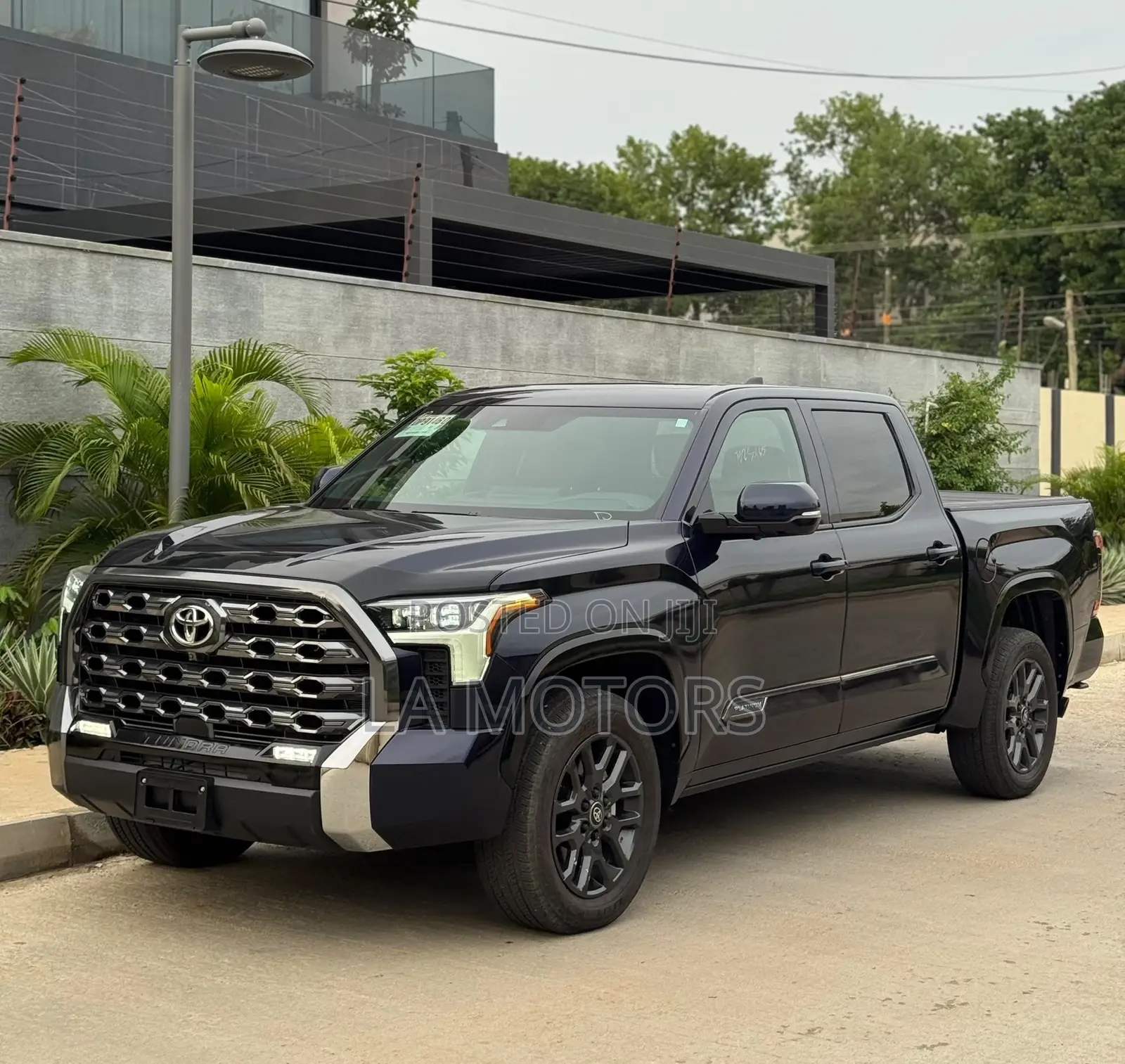 Toyota Tundra 2025 Black
