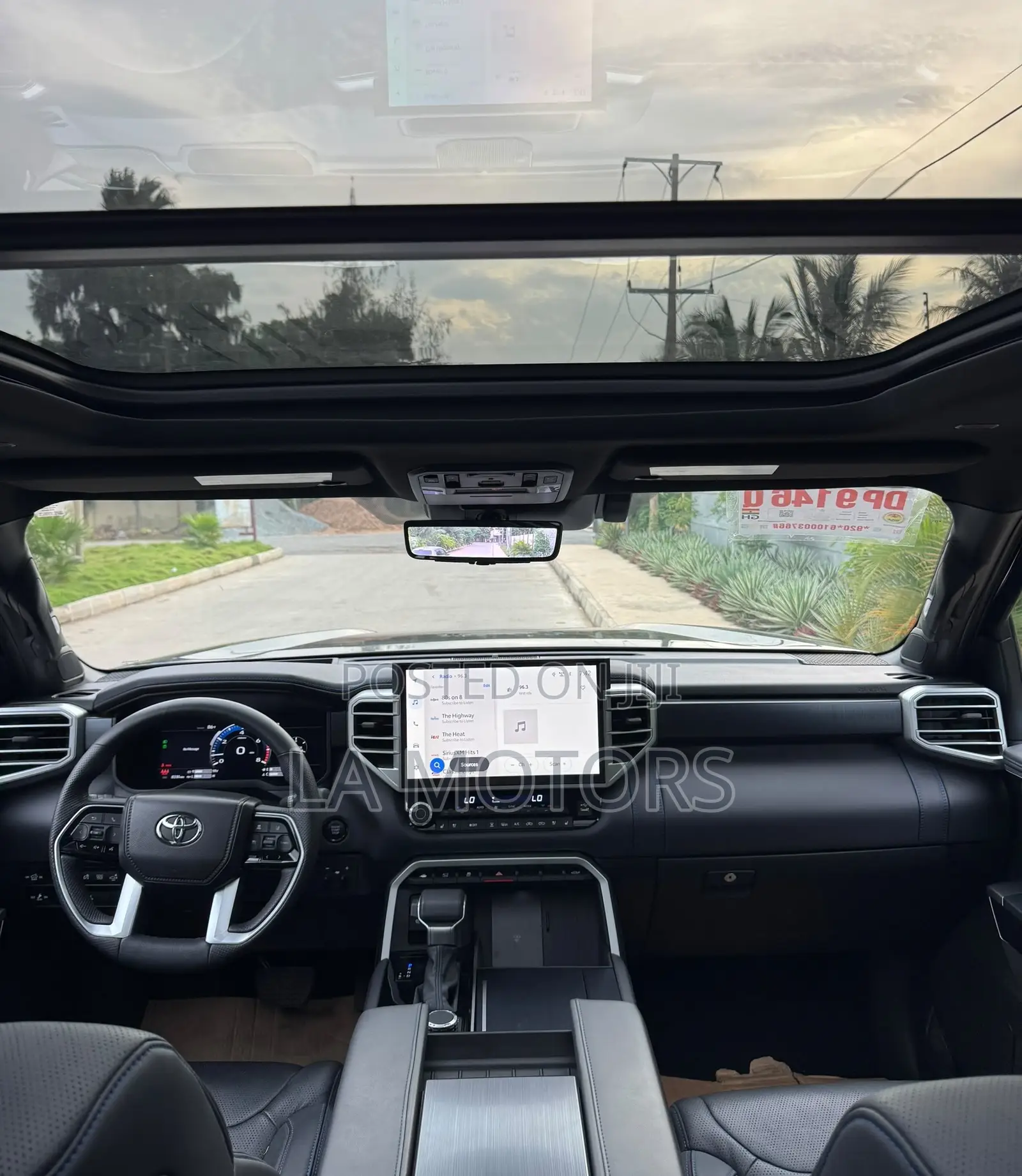 Toyota Tundra 2025 Black