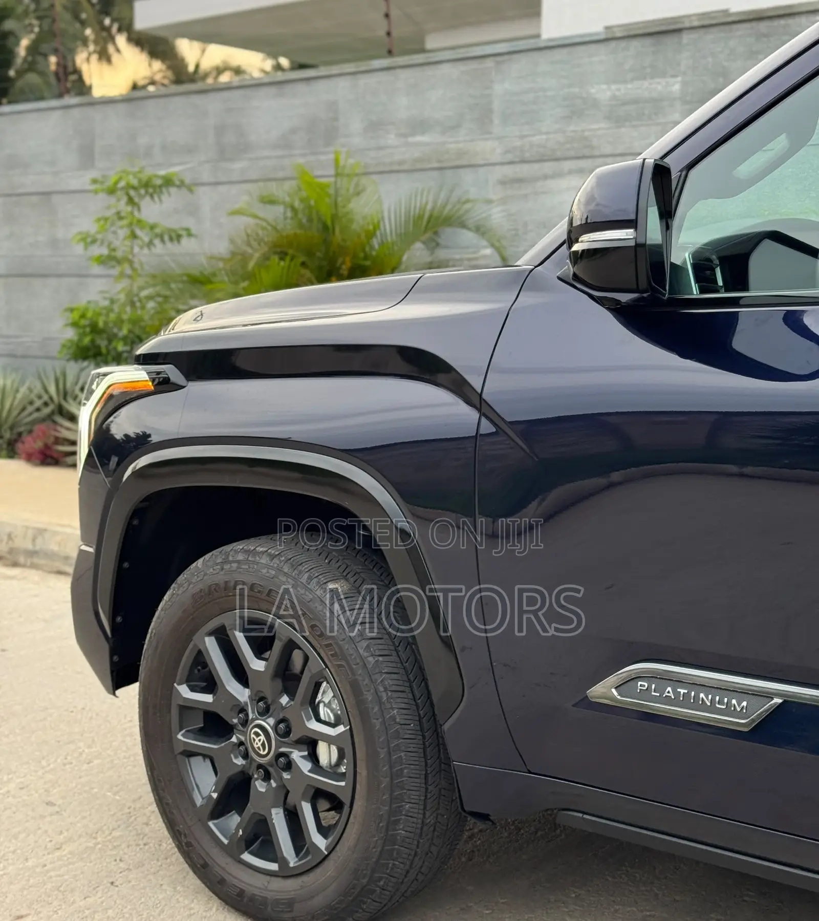 Toyota Tundra 2025 Black