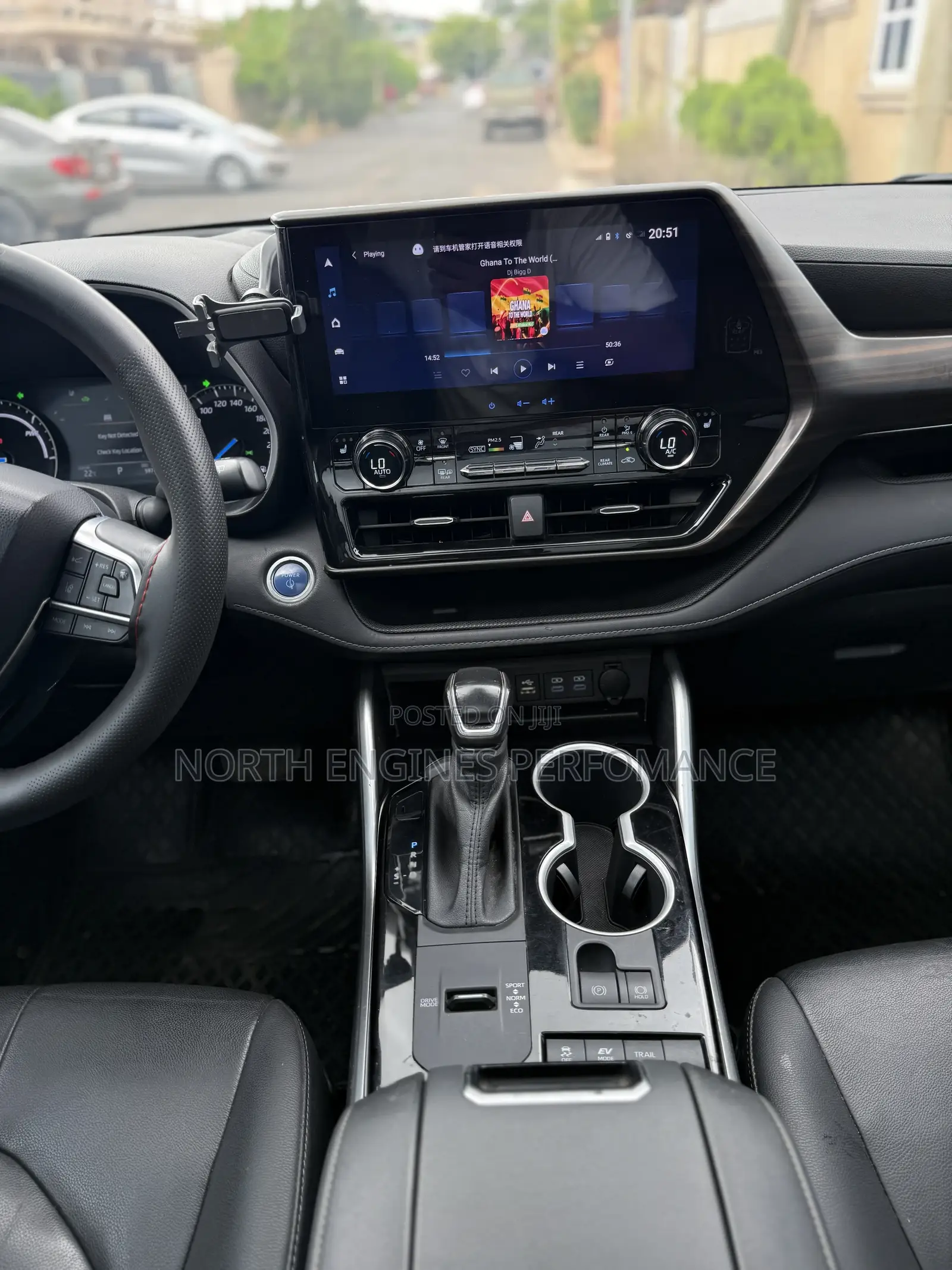 Toyota Highlander XLE 2021 White