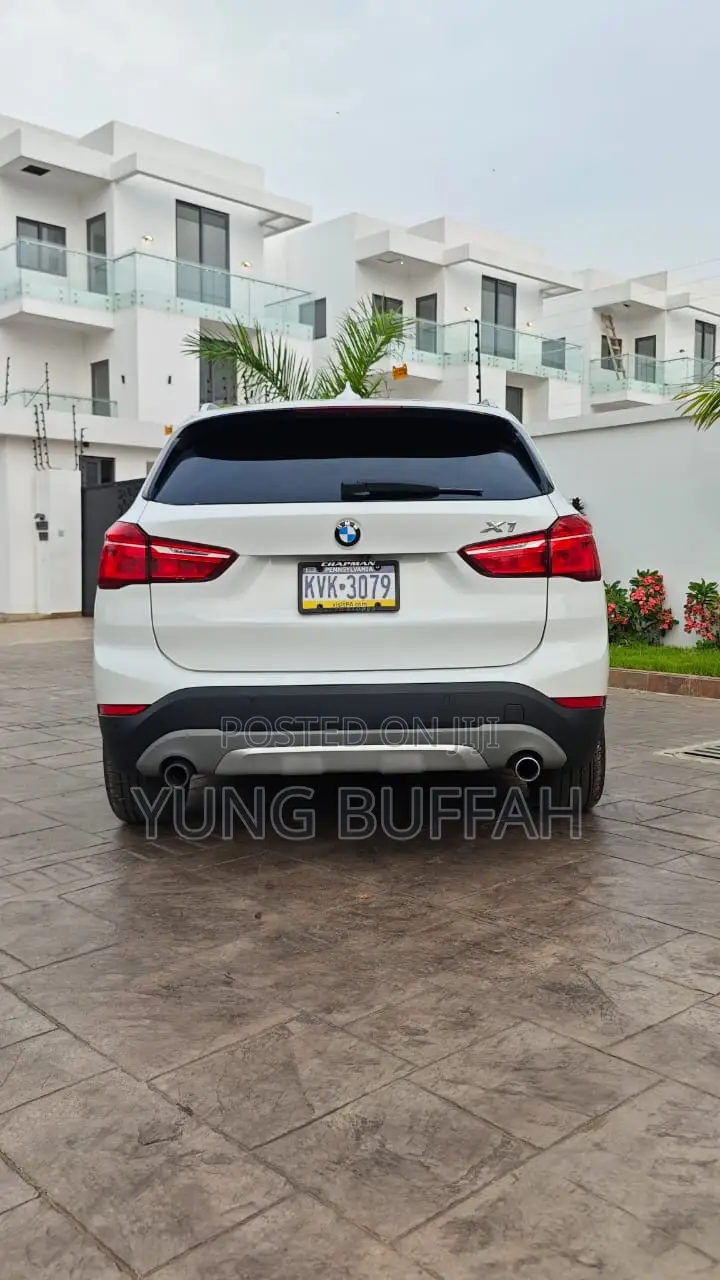 BMW X1 xDrive28i AWD 2018 White