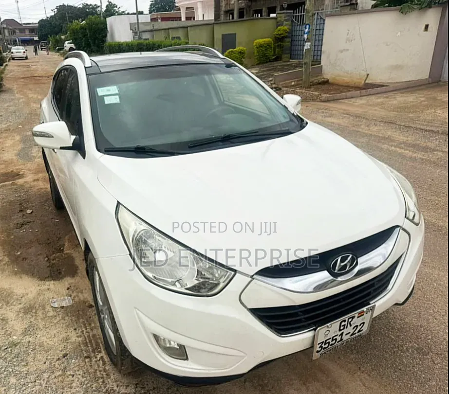Hyundai Tucson 2015 White