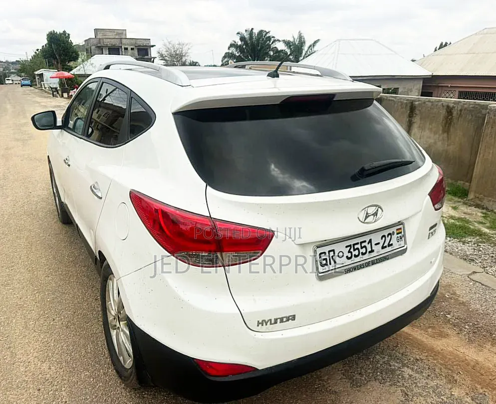 Hyundai Tucson 2015 White