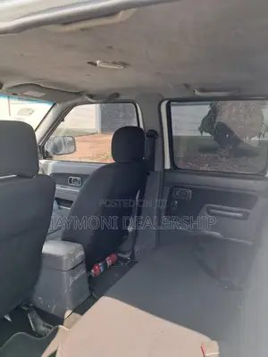 Nissan Hardbody 2015 White