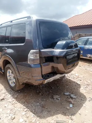 Mitsubishi Pajero V80 3.2 VR-II Diesel Turbo 2016 Gray