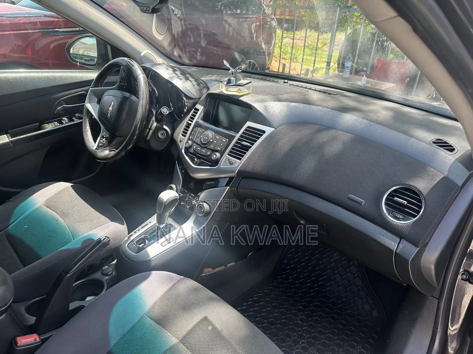 Chevrolet Cruze LS 4dr Sedan (1.8L 4cyl 6A) 2014 Gray