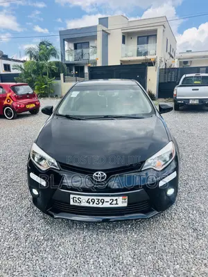 Toyota Corolla 2015 Black