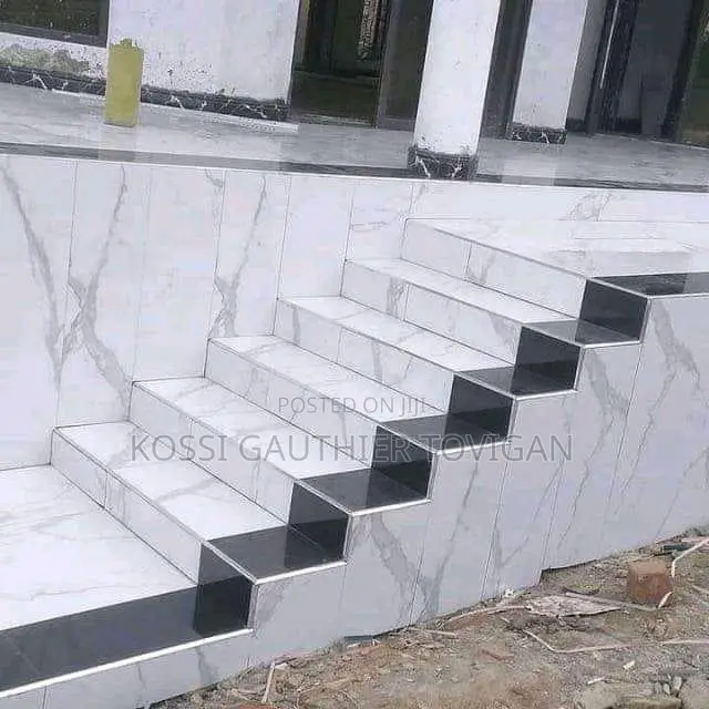 Professional Tile Setter