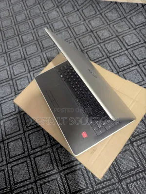 Laptop HP 15 8GB Intel Core i5 HDD+SSD 500GB