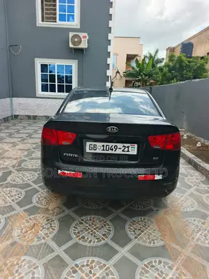 Kia Forte EX 2010 Black