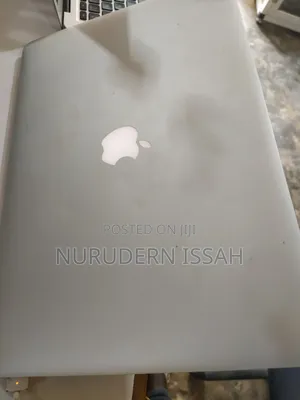 Laptop Apple MacBook Pro 2017 16GB Intel Core i7 SSD 250GB