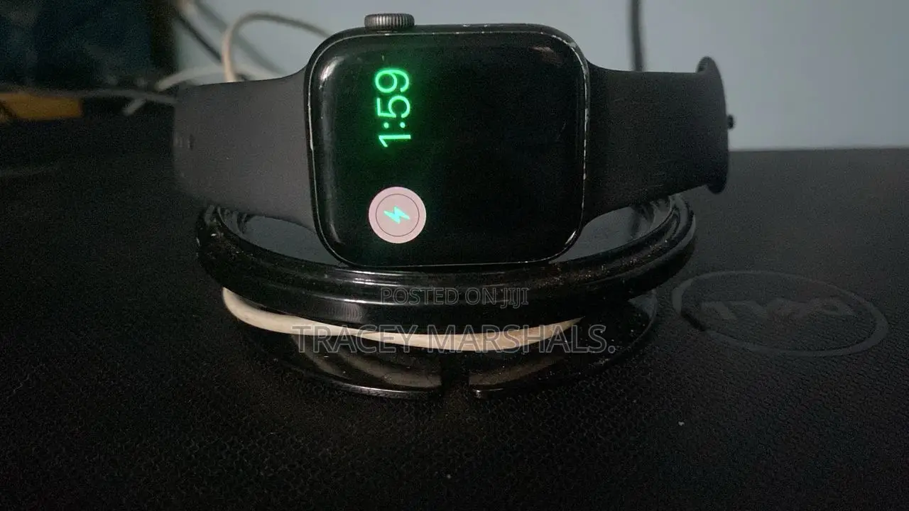 Apple Watch Series 4 44m