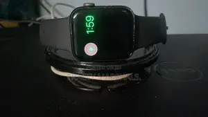Apple Watch Series 4 44m