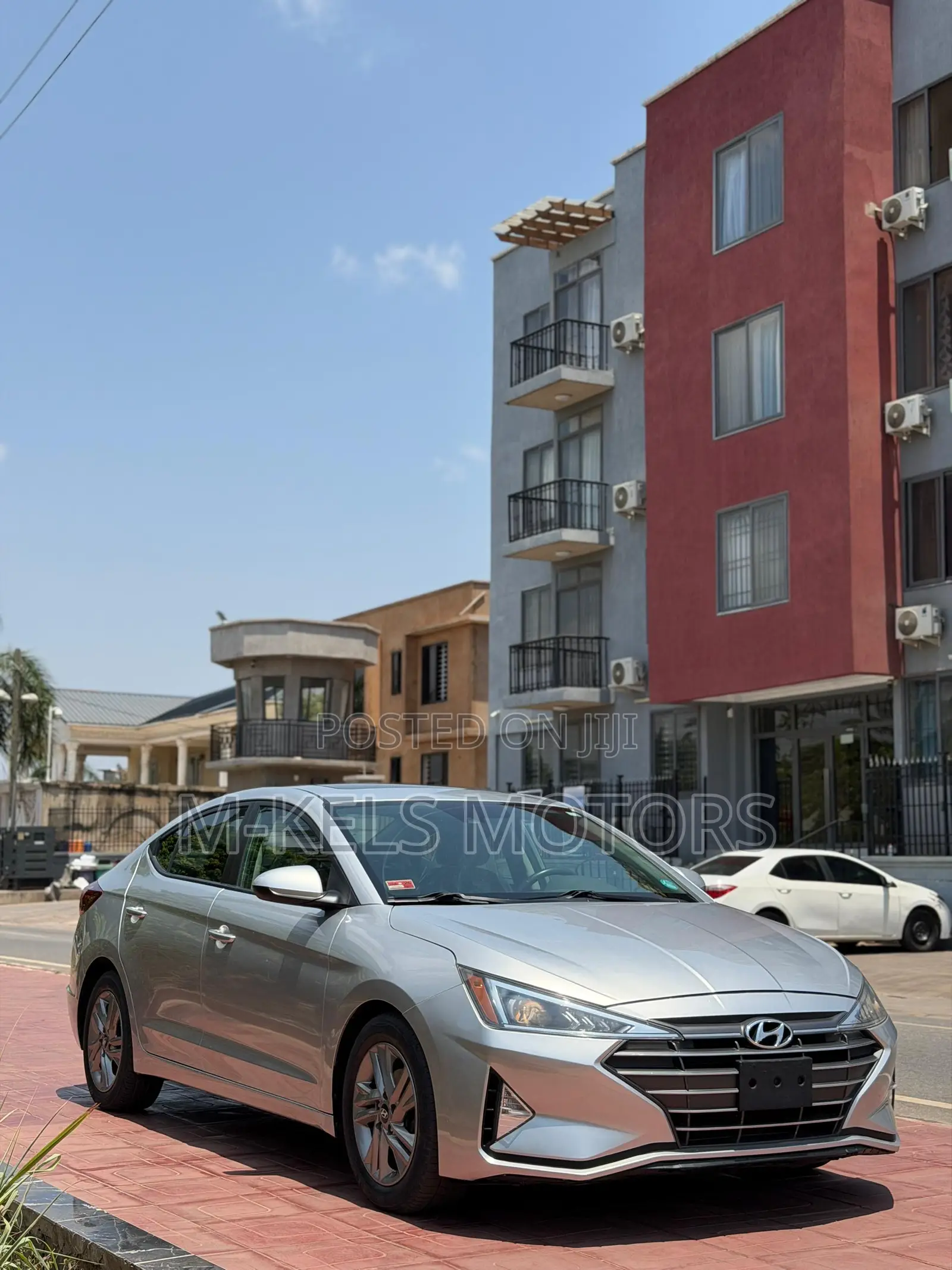 Hyundai Elantra Limited 2019 Silver